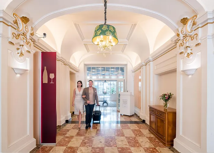 Josefshof Am Rathaus Hotel